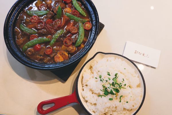 【食記】新北・鶯歌｜穎村食光，鶯歌三合院內的日式老宅創意義式料理・需預約｜新北美食、鶯歌火車站、巷弄隱密