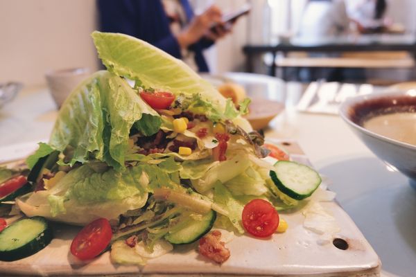 【食記】新北・鶯歌｜穎村食光，鶯歌三合院內的日式老宅創意義式料理・需預約｜新北美食、鶯歌火車站、巷弄隱密