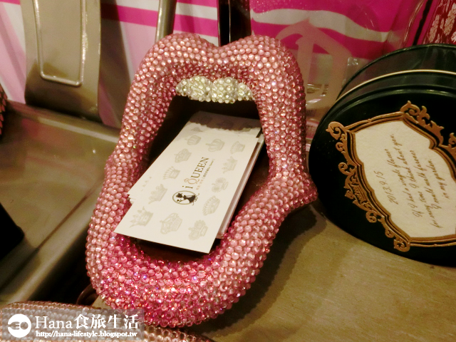 【廠商合作】Queen Coffee | 耶誕歡樂粉紅雙人套餐 特製草莓鬆餅 粉紅醬雞塊義大利麵 奢華風格的蘆洲下午茶