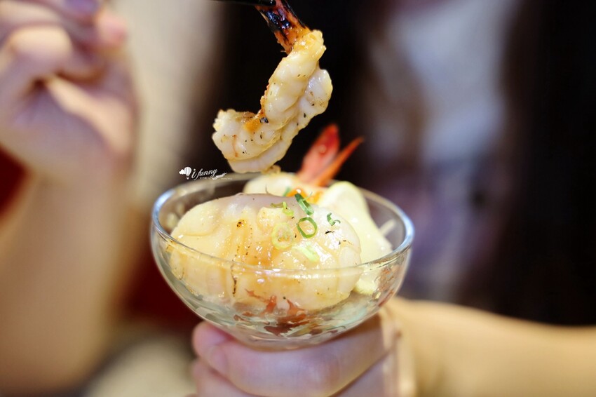 享受高品質的迴轉壽司，台中的大漁迴轉壽司大墩南店在黑鮪魚季提供超乎想像的新鮮美味，每一片壽司都是藝術品，每一口都是對味蕾的極致呵護！