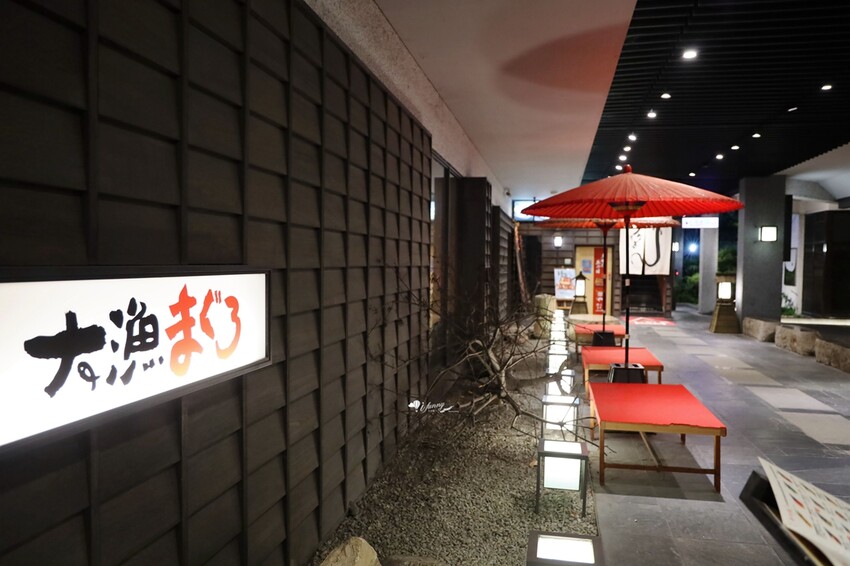 享受高品質的迴轉壽司，台中的大漁迴轉壽司大墩南店在黑鮪魚季提供超乎想像的新鮮美味，每一片壽司都是藝術品，每一口都是對味蕾的極致呵護！