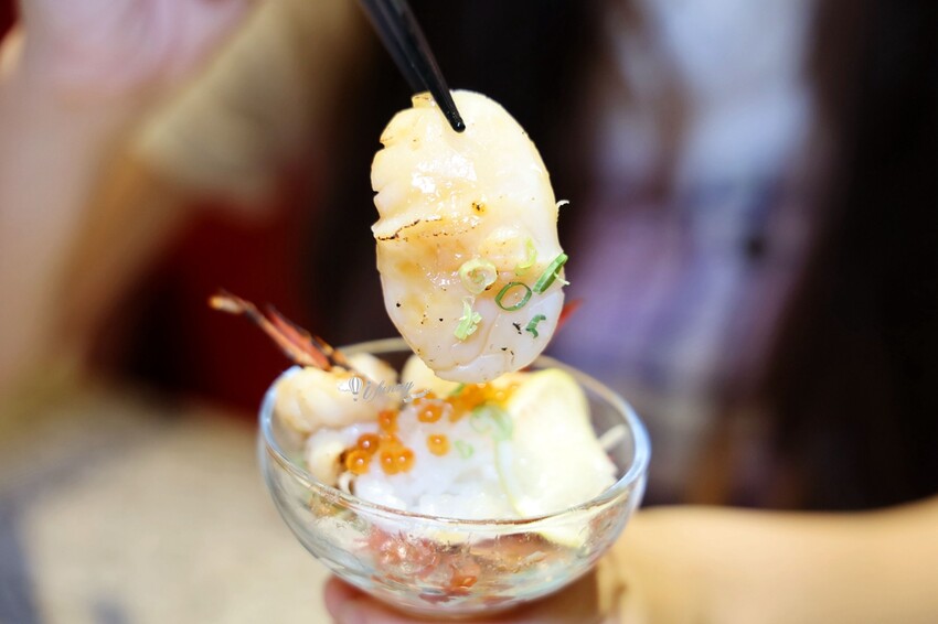 享受高品質的迴轉壽司，台中的大漁迴轉壽司大墩南店在黑鮪魚季提供超乎想像的新鮮美味，每一片壽司都是藝術品，每一口都是對味蕾的極致呵護！