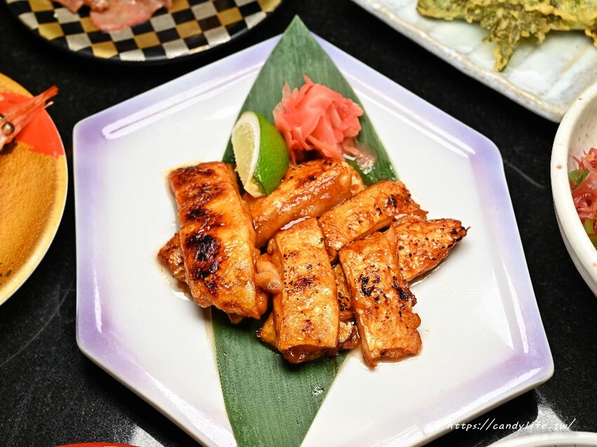 大漁壽司|台中人氣老字號全新改裝,自動輸送帶吸睛登場,夏季限定新品搶先開吃! - 糖糖's 享食生活