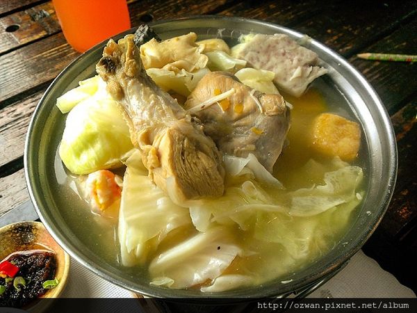 [吃喝]上山閱讀。