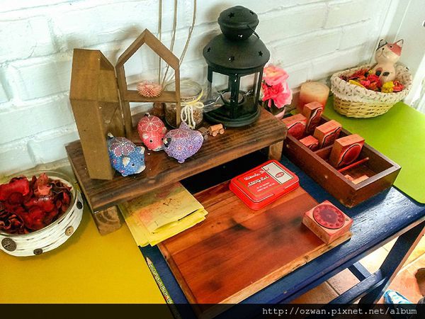 [吃喝]上山閱讀。