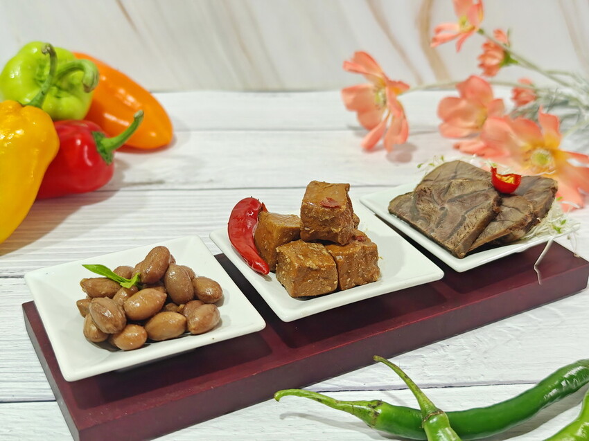 【宅配美食推薦】團圓必吃寓意滿滿「黑竹園」滷味,財源滾滾,升官發財,健康長壽. - 老爺爺與小老婆