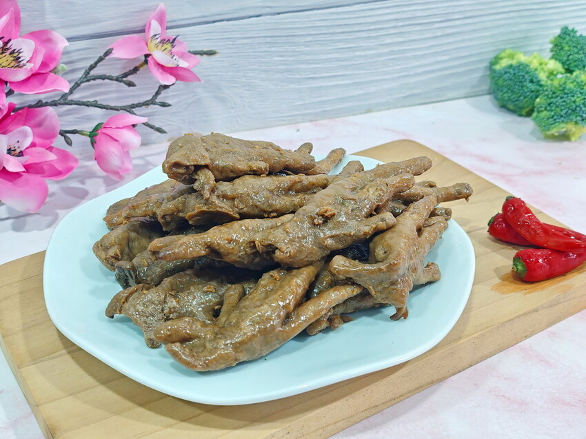 【宅配美食推薦】團圓必吃寓意滿滿「黑竹園」滷味,財源滾滾,升官發財,健康長壽. - 老爺爺與小老婆