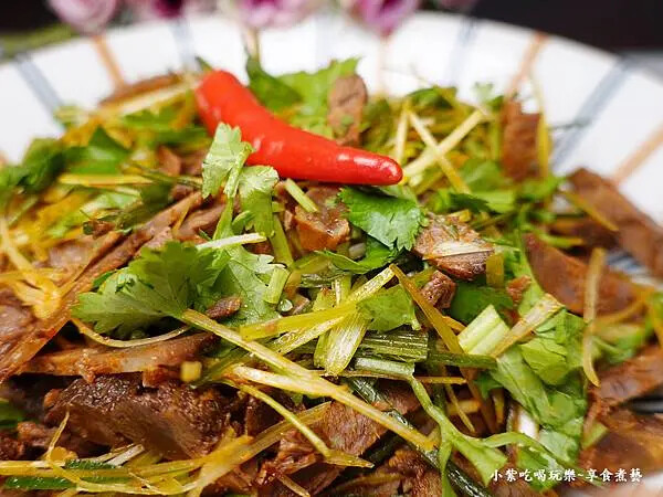 涼拌麻辣牛肉-黑竹園滷牛腱 (2).jpg 涼拌麻辣牛肉-黑竹園滷牛腱 (2).jpg