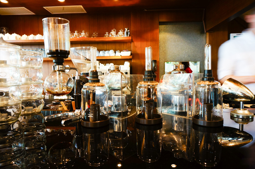 La Villa Wulai 新店烏來，燕子湖湖畔景觀餐廳，人氣質感咖啡館推薦。