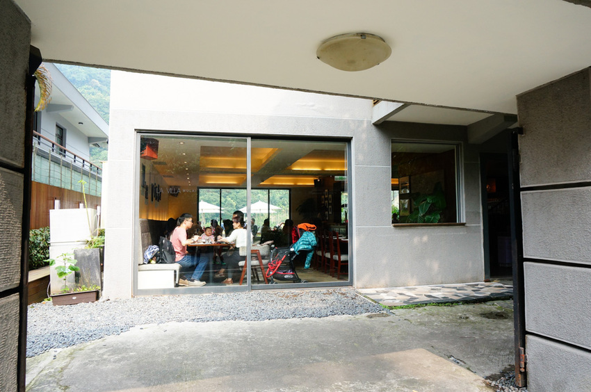 La Villa Wulai 新店烏來，燕子湖湖畔景觀餐廳，人氣質感咖啡館推薦。