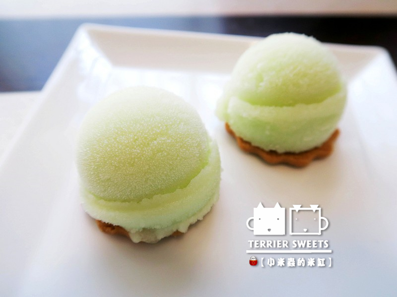 【台中下午茶】小梗甜點咖啡~♥漂亮的像藝術品般甜點,繽紛又美味♥~