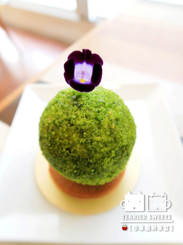 【台中下午茶】小梗甜點咖啡~♥漂亮的像藝術品般甜點,繽紛又美味♥~