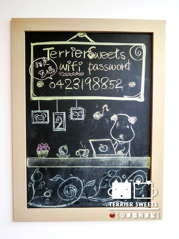 【台中下午茶】小梗甜點咖啡~♥漂亮的像藝術品般甜點,繽紛又美味♥~