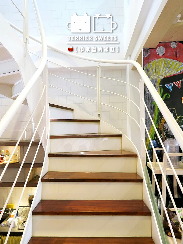 【台中下午茶】小梗甜點咖啡~♥漂亮的像藝術品般甜點,繽紛又美味♥~