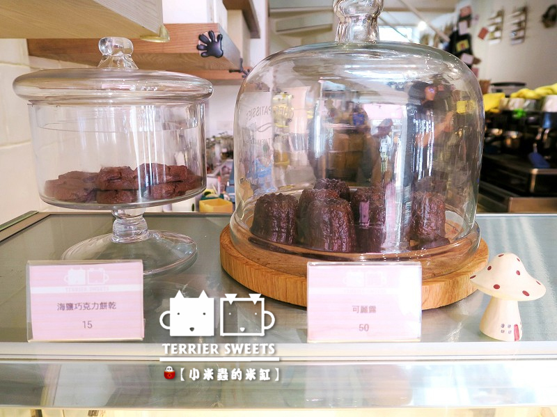 【台中下午茶】小梗甜點咖啡~♥漂亮的像藝術品般甜點,繽紛又美味♥~