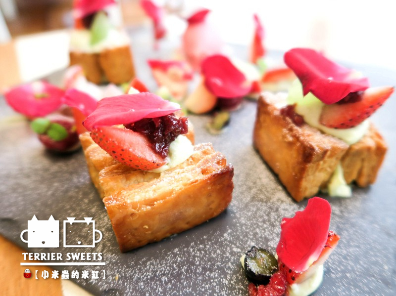 【台中下午茶】小梗甜點咖啡~♥漂亮的像藝術品般甜點,繽紛又美味♥~