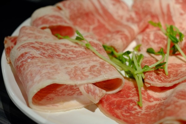 好食多涮涮屋(雙城店)：嗜肉者的天堂，讚讚讚-好食多涮涮屋