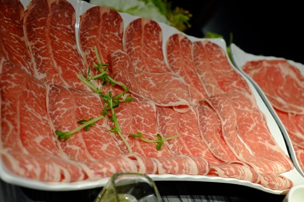 好食多涮涮屋(雙城店)：嗜肉者的天堂，讚讚讚-好食多涮涮屋