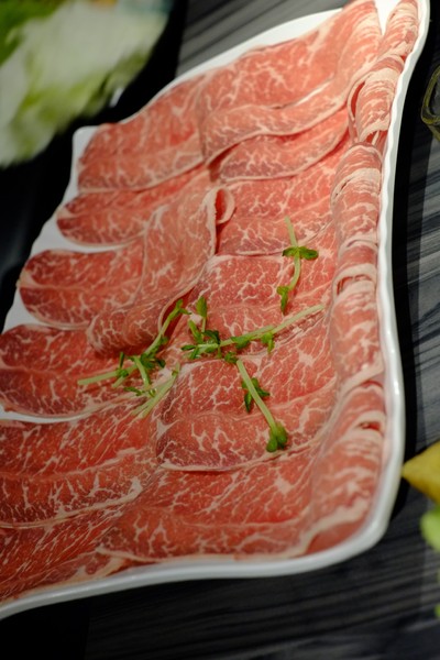 好食多涮涮屋(雙城店)：嗜肉者的天堂，讚讚讚-好食多涮涮屋