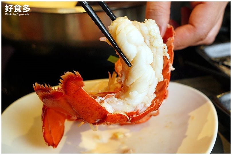 【台北火鍋推薦】好食多涮涮鍋(雙城店).超夢幻花好肉緣雙人套餐,超大肉盤好過癮!超萌牛奶熊、牛奶狗狗免費加湯;壽星獨享玫瑰松阪豬花或玫瑰軟絲,慶生聚餐都適合!