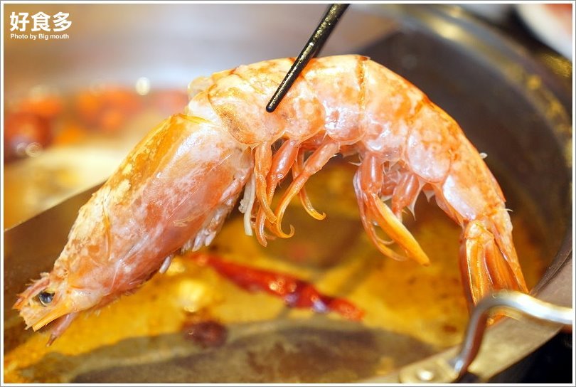 【台北火鍋推薦】好食多涮涮鍋(雙城店).超夢幻花好肉緣雙人套餐,超大肉盤好過癮!超萌牛奶熊、牛奶狗狗免費加湯;壽星獨享玫瑰松阪豬花或玫瑰軟絲,慶生聚餐都適合!