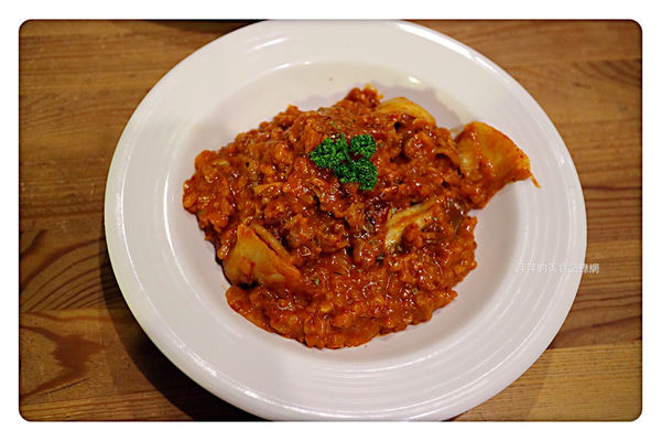 【台北美食】Toast Chat ~ 國父紀念館早午餐/下午茶、咖啡❤️用餐不限時間/環境舒適 - 捷運國父紀念館站