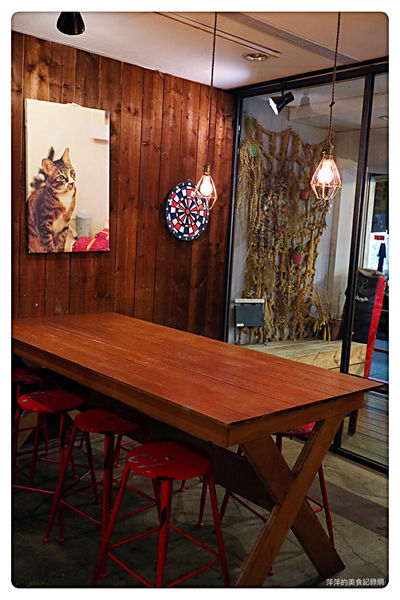 【台北美食】Toast Chat ~ 國父紀念館早午餐/下午茶、咖啡❤️用餐不限時間/環境舒適 - 捷運國父紀念館站