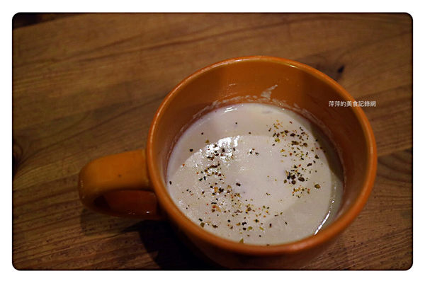 【台北美食】Toast Chat ~ 國父紀念館早午餐/下午茶、咖啡❤️用餐不限時間/環境舒適 - 捷運國父紀念館站