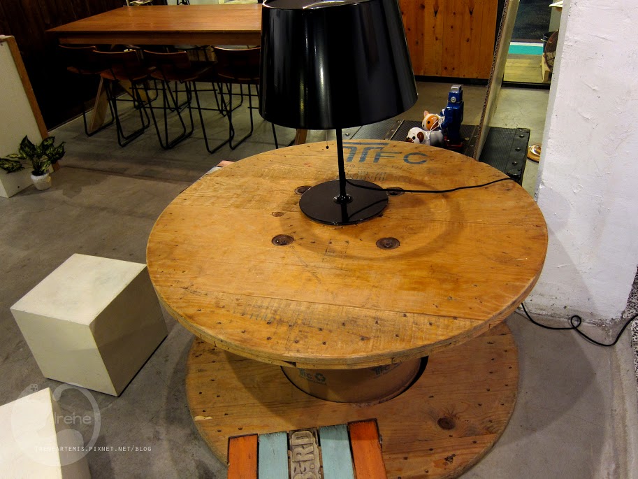 捷運國父紀念館站 | Toast Chat ．全天早午餐供應 / 貓咪餐廳