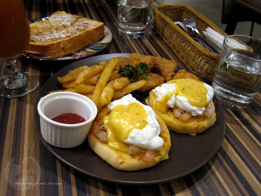 捷運國父紀念館站 | Toast Chat ．全天早午餐供應 / 貓咪餐廳