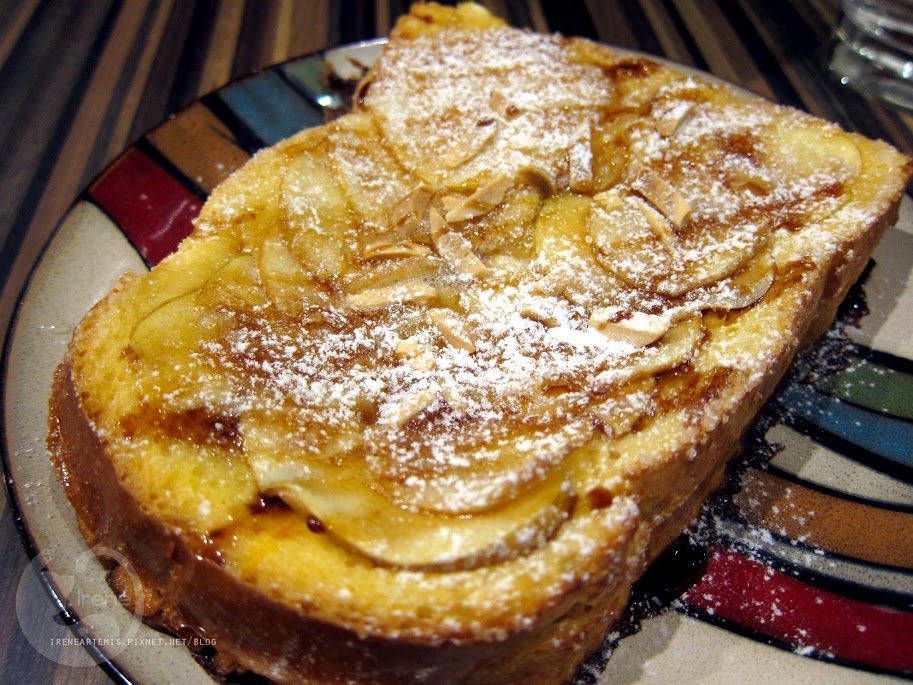 捷運國父紀念館站 | Toast Chat ．全天早午餐供應 / 貓咪餐廳