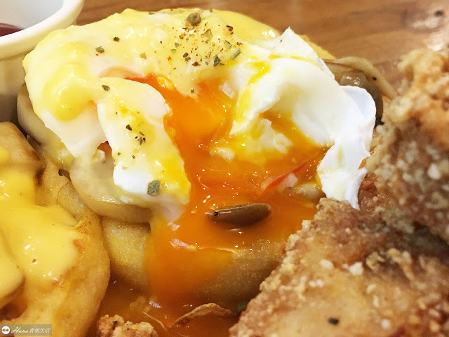 【台北大安】Toast Chat | 捷運國父紀念館站 無限時有插座 和貓咪陪伴的早午餐咖啡店 配菜必點炸雞