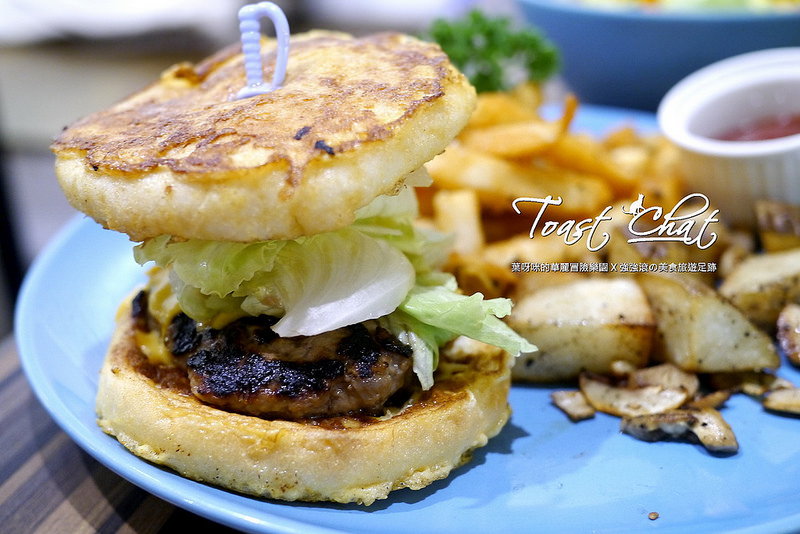 【台北】Toast Chat ~ 身為貓奴們一定會喜歡的超療癒喵星人咖啡餐館 / WIFI / 有插座 / 不限時 / 內附菜單