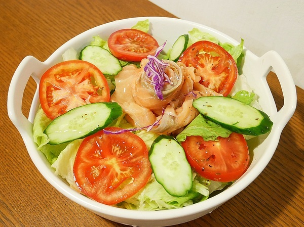 Toast Chat:Toast Chat-台北捷運國父紀念館站貓咪餐廳早午餐 餐點高水準 難怪總是高朋滿座