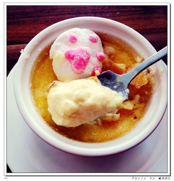 The cafe惹咖啡：【台中．美食】Ｔｈｅ Ｃａｆｅ惹咖啡～治療系立體小熊拉花讓人一整天心情都好好♥