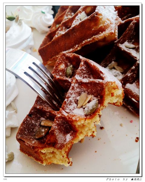 The cafe惹咖啡：【台中．美食】Ｔｈｅ Ｃａｆｅ惹咖啡～治療系立體小熊拉花讓人一整天心情都好好♥