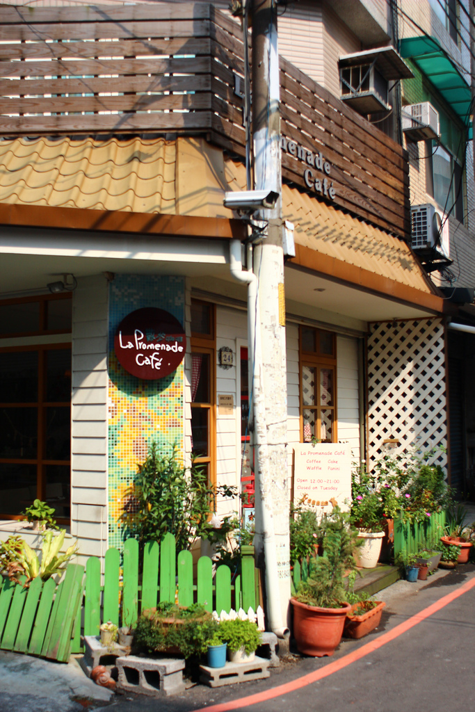 [中壢] 散步咖啡～la Promenade Cafe，讓心情也出來走走。