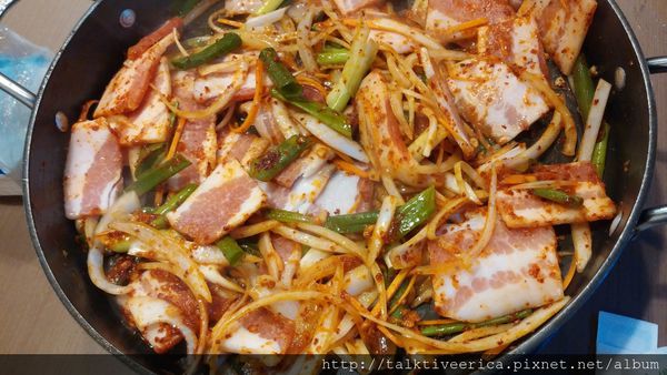 『呷』「捷運新店市公所」☆ 韓笑味 ☆ 二訪的美味-點到飽