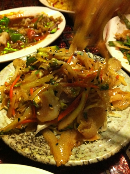 Lacuz 泰式料理吃到飽(大安店)：朋友聚會OK的地方~~~