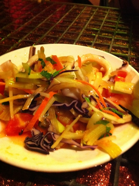 Lacuz 泰式料理吃到飽(大安店)：朋友聚會OK的地方~~~