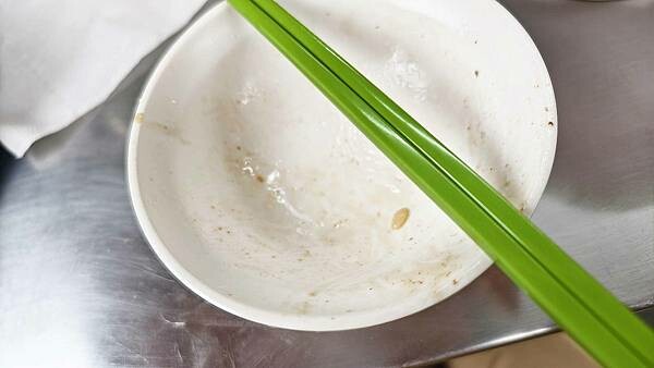 台北市中山區錦子油飯｜隱藏在巷弄裡的超便宜美食！油飯絕對必點