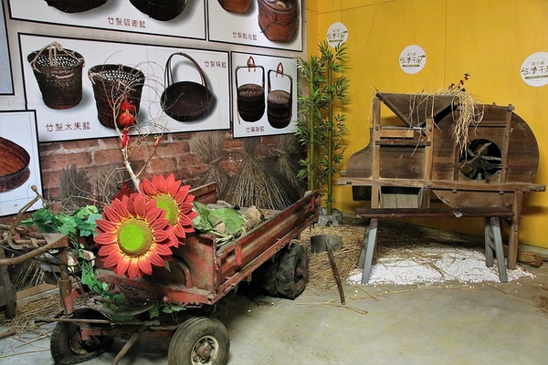 山蕉歷史文化館:【南投集集景點】山蕉歷史文化館~騎腳踏車遊集集香蕉趣 山蕉歷史文化館:【南投集集景點】山蕉歷史文化館~騎腳踏車遊集集香蕉趣