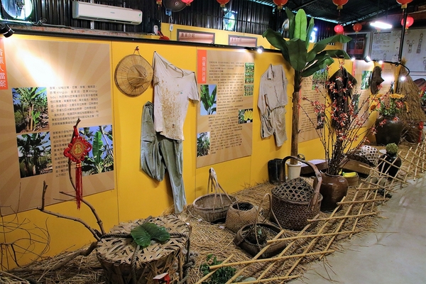 山蕉歷史文化館:【南投集集景點】山蕉歷史文化館~騎腳踏車遊集集香蕉趣 山蕉歷史文化館:【南投集集景點】山蕉歷史文化館~騎腳踏車遊集集香蕉趣