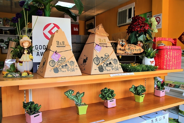 山蕉歷史文化館:【南投集集景點】山蕉歷史文化館~騎腳踏車遊集集香蕉趣 山蕉歷史文化館:【南投集集景點】山蕉歷史文化館~騎腳踏車遊集集香蕉趣