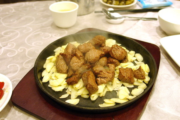 巧味膳房--大江南北老餐館--也有火焰