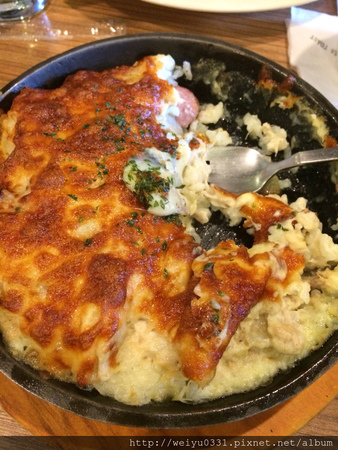 台北車站美食Brunch、館前路早午餐輕食－巷弄人氣美食《鯊魚咬吐司》