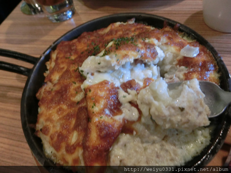 台北車站美食Brunch、館前路早午餐輕食－巷弄人氣美食《鯊魚咬吐司》