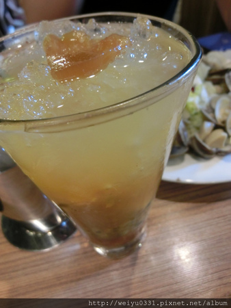 台北車站美食Brunch、館前路早午餐輕食－巷弄人氣美食《鯊魚咬吐司》