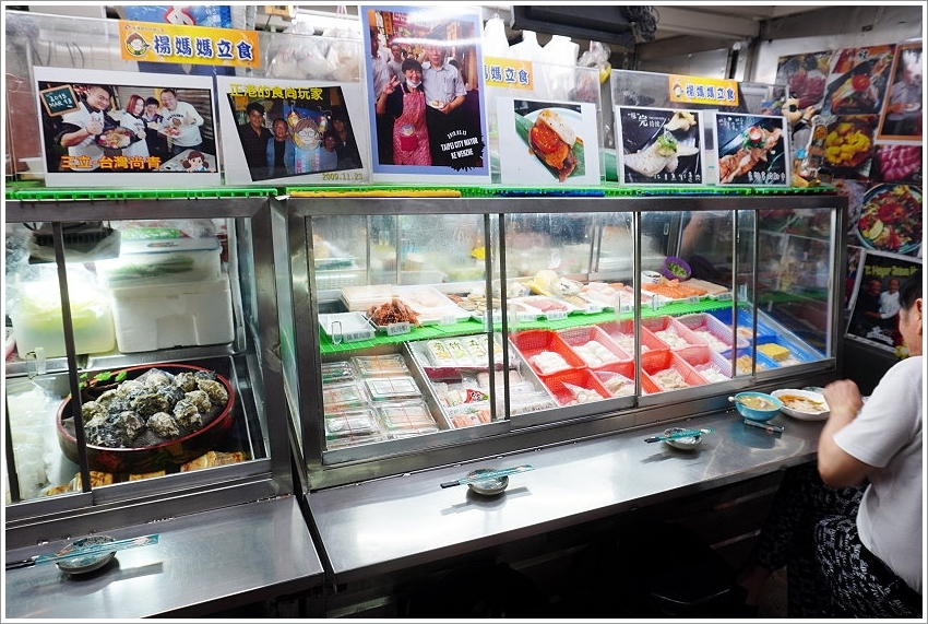 【台中第二市場】必吃美食筆記、伴手禮推薦!皇樓現烤漢餅、王記菜頭粿糯米腸、老賴紅茶、三代福州意麵、顏記肉包、楊媽媽立食、嵐肉燥專賣店、山河魯肉飯、李海魯肉飯、承記米苔目、魯肉邱、蜜藏地瓜、丁山肉丸、茂