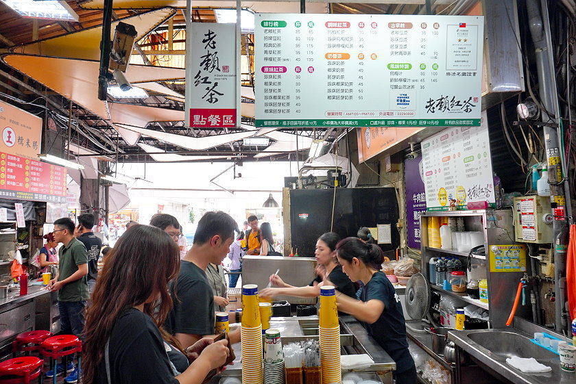 【台中第二市場】必吃美食筆記、伴手禮推薦!皇樓現烤漢餅、王記菜頭粿糯米腸、老賴紅茶、三代福州意麵、顏記肉包、楊媽媽立食、嵐肉燥專賣店、山河魯肉飯、李海魯肉飯、承記米苔目、魯肉邱、蜜藏地瓜、丁山肉丸、茂